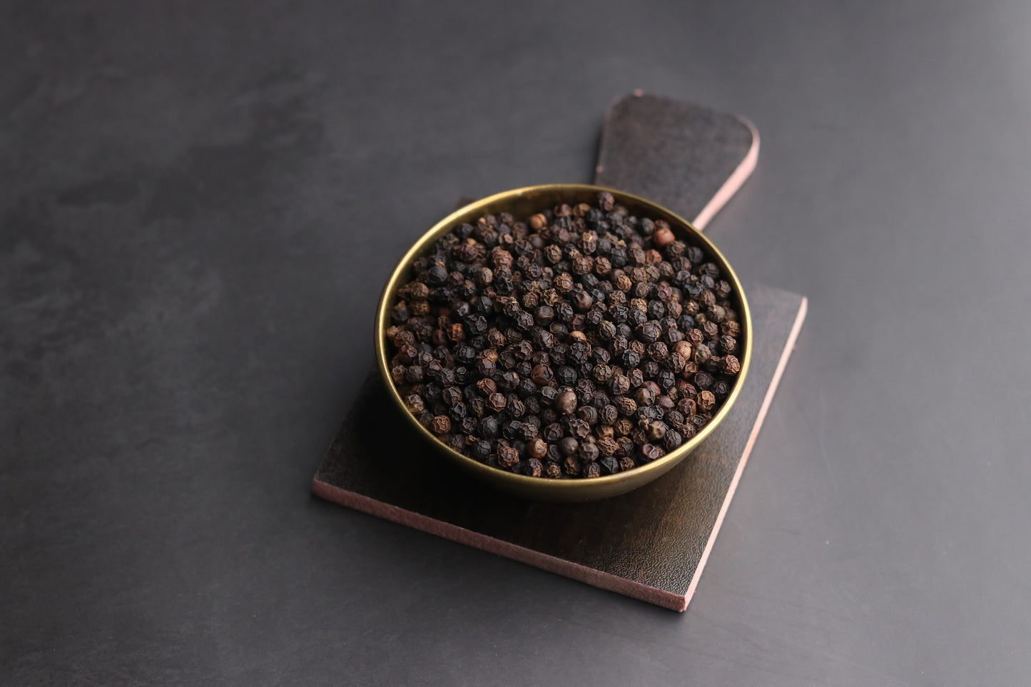 Black Peppercorns Extra Bold (TGSEB 4.5mm)